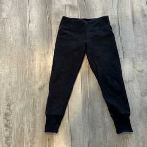 Lululemon leggings Dark “denim” like look -size 6